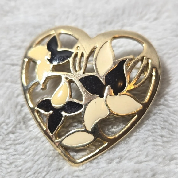#437 VINTAGE Heart gold tone brooch - Picture 2 of 5